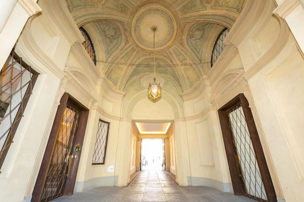 Splendido Appartamento In Piazza San Carlo Turin Bagian luar foto