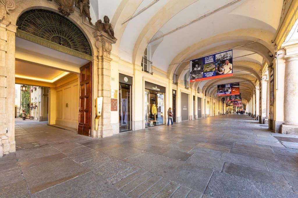 Splendido Appartamento In Piazza San Carlo Turin Bagian luar foto