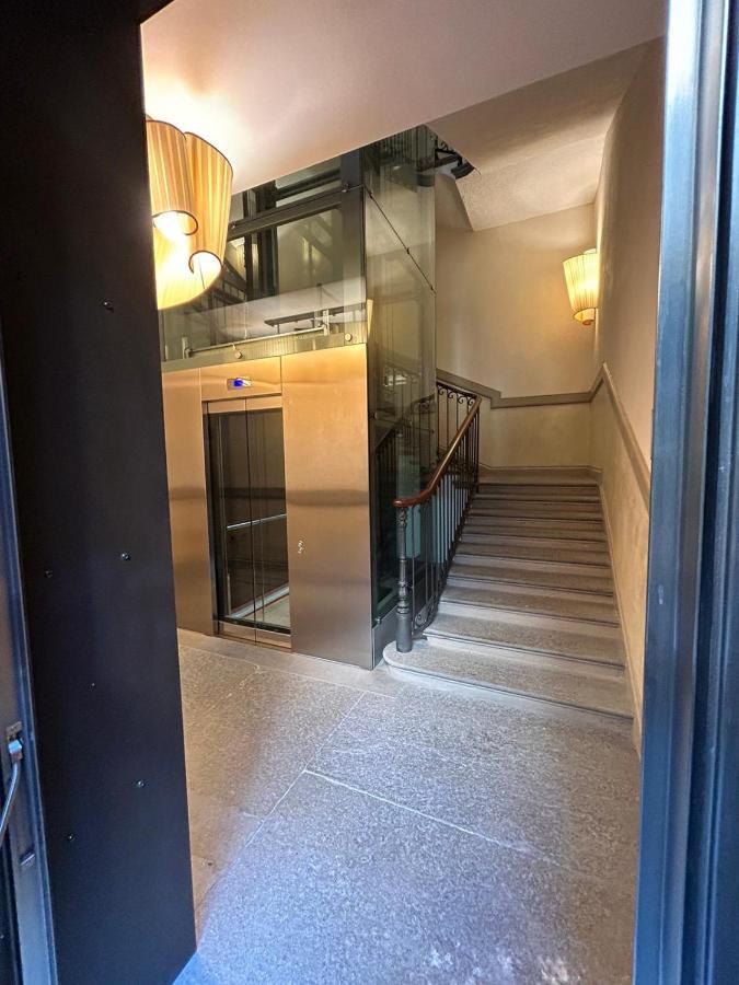 Splendido Appartamento In Piazza San Carlo Turin Bagian luar foto